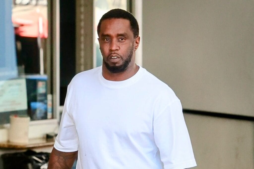 Sean Combs, condenado por dos delitos relacionados con la prostitución, se libra de la cadena perpetua