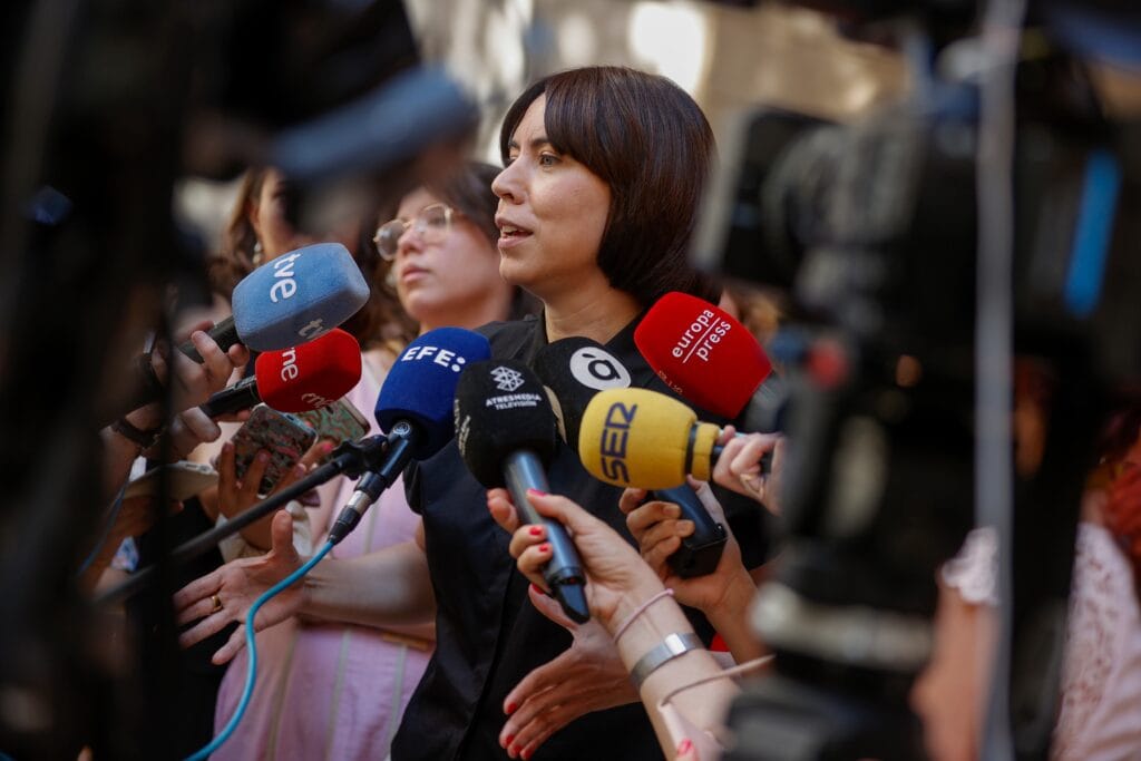 Diana Morant: “Nada me produciría más dolor que el caso Santos Cerdán fuera un salvavidas para Mazón”