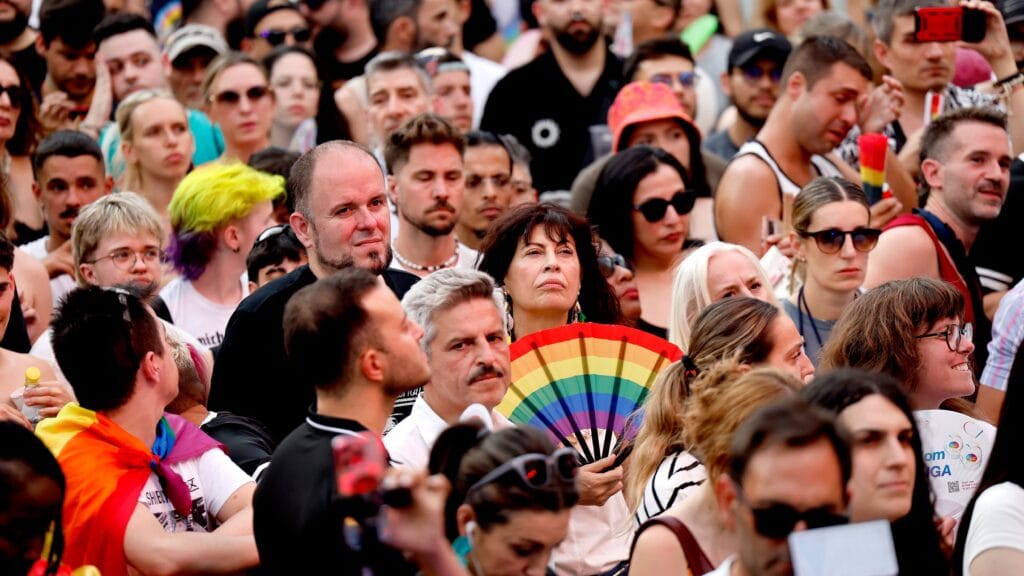 El pregón del Orgullo LGTBIQ+ 2025 planta cara a la ola reaccionaria: “Ni un paso atrás”