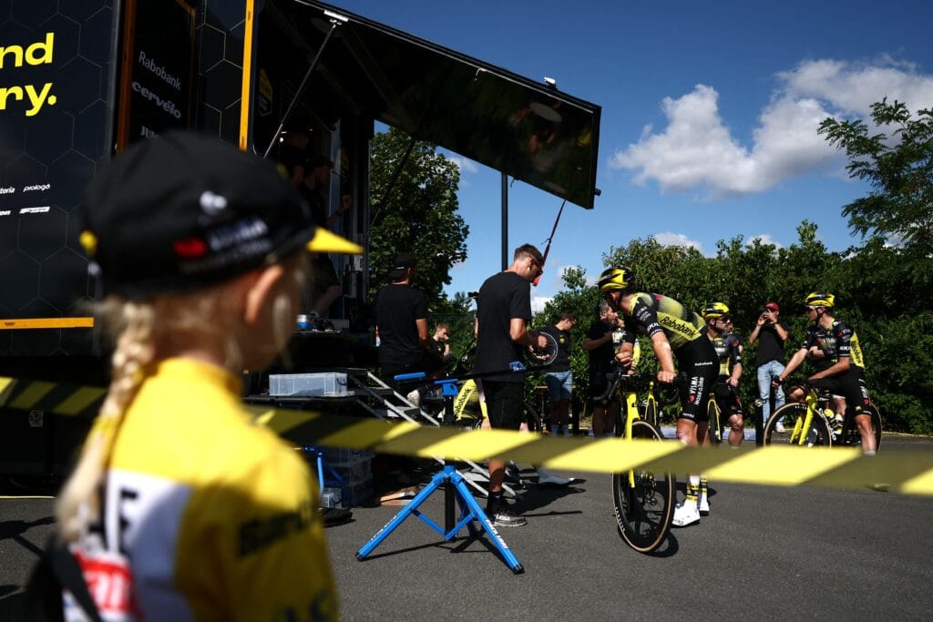 El Tour de Francia no lo gana ni un ciclista ni un equipo, hay algo más