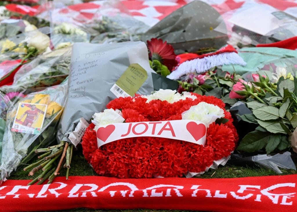 AMP. El Liverpool homenajeará este domingo a Diogo Jota y su hermano André Silva en un amistoso ante el Preston