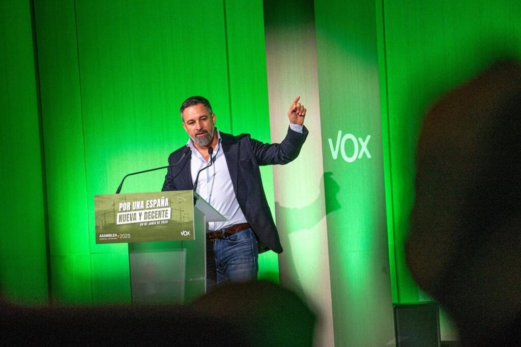 Vox se persona como acusación popular en el 'caso Montoro'