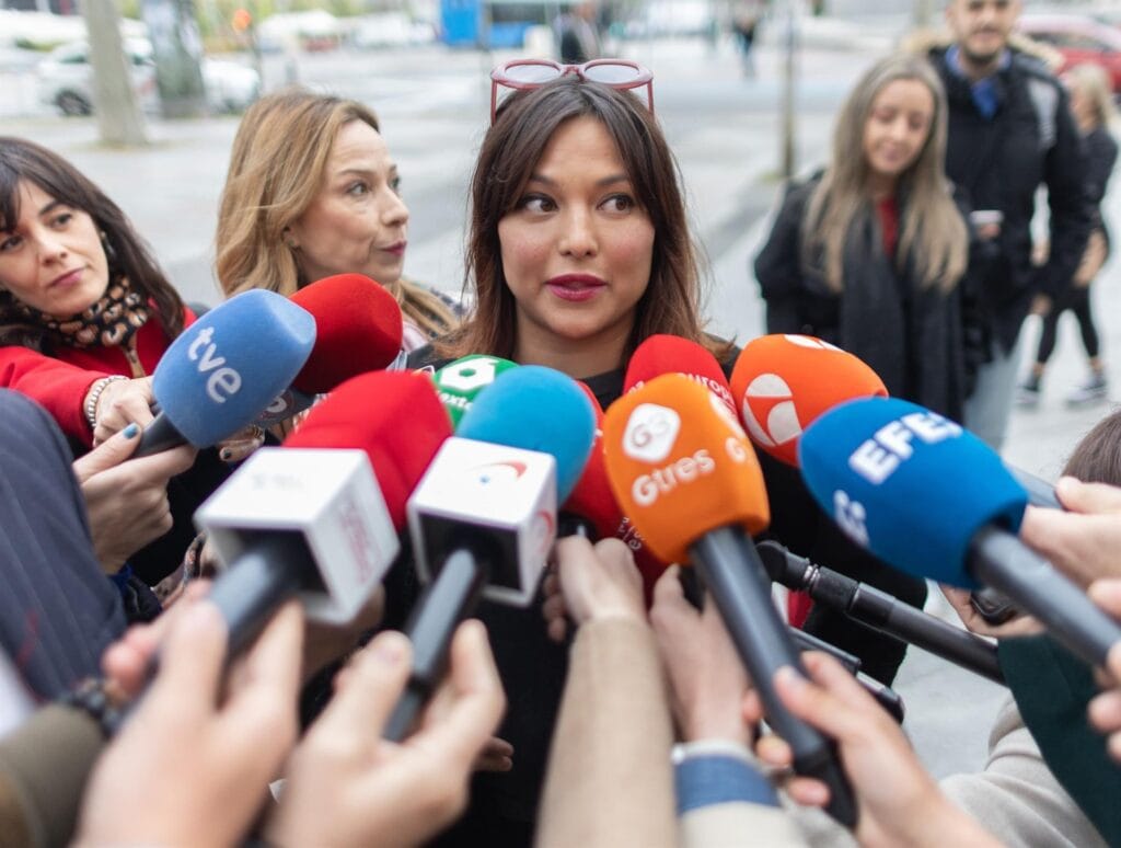 Errejón pide investigar a Mouliaá por su "conducta coactiva e intimidatoria" contra una testigo