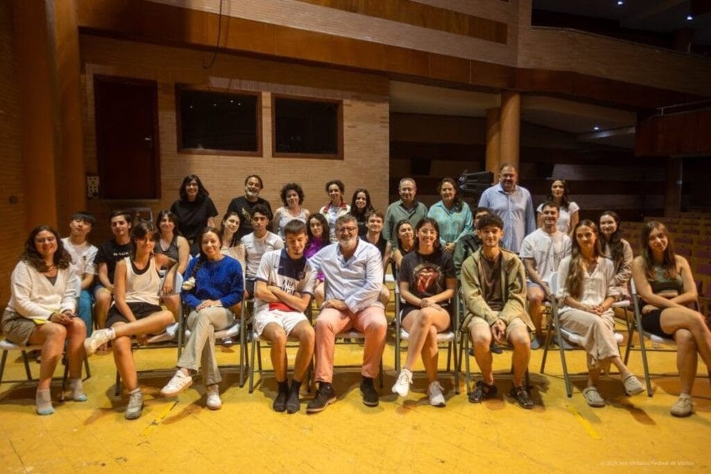 Una veintena de jóvenes de siete nacionalidades participan en el Campo de Voluntariado del Festival de Mérida