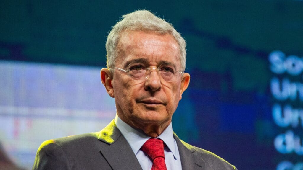 Última hora del juicio contra el expresidente Álvaro Uribe, en vivo | Colombia mide el impacto de una condena o una absolución