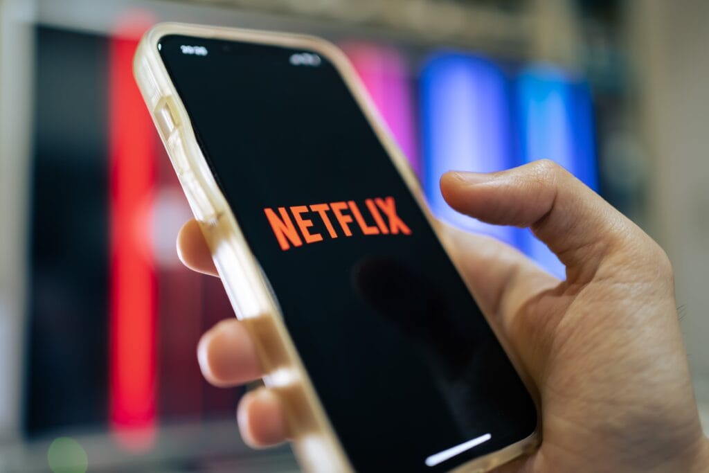 Pagar más o ver anuncios: Netflix eliminará definitivamente su Plan Básico en septiembre
