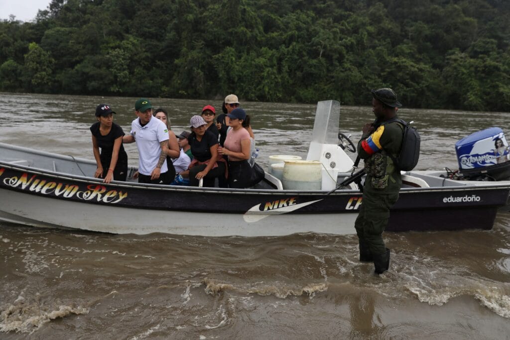 Las disidencias de ‘Iván Mordisco’ liberan a los nueve funcionarios secuestrados en el Cauca