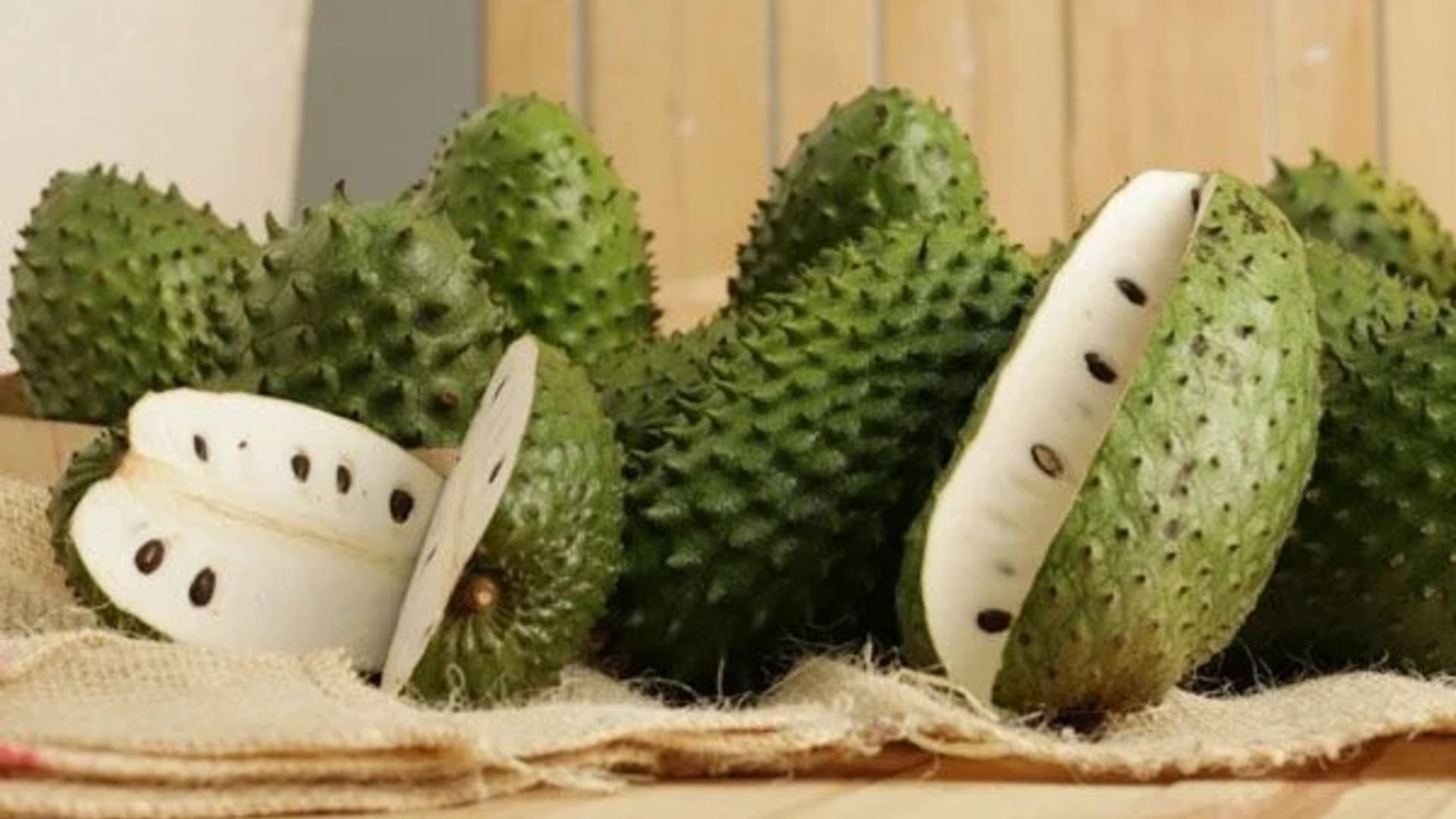 La aplicación tópica de la pulpa o aceite de guanábana favorece la cicatrización y previene infecciones bacterianas. | Crédito: Archivo Infobae