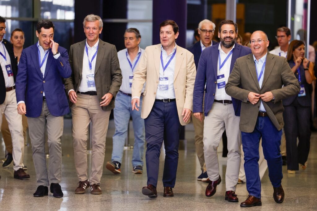 Castilla y León y Andalucía adelantarán sus elecciones si Sánchez anticipa las generales