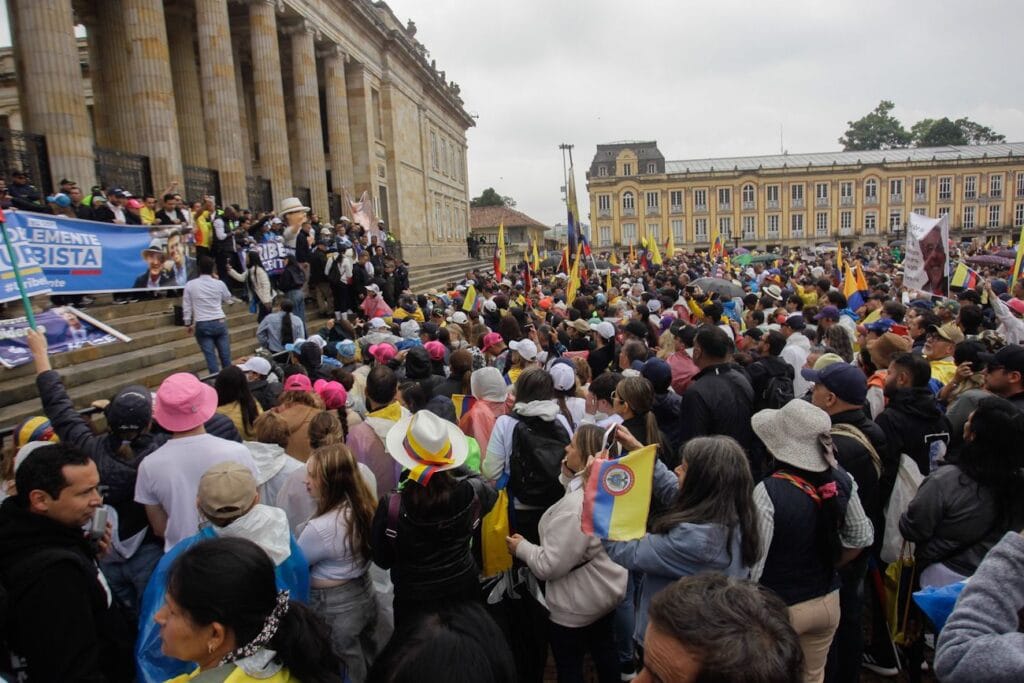 Marchas en apoyo a Álvaro Uribe en Bogotá.