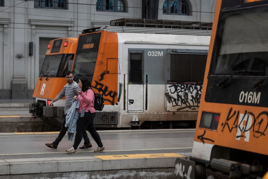 Una nueva avería interrumpe la R4 de Rodalies entre Sant Vicenç de Calders y El Vendrell (Tarragona)