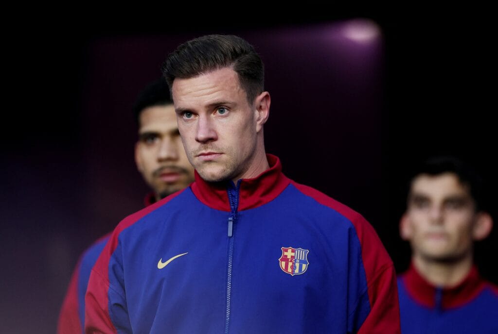 Ter Stegen firma la autorización de su informe médico y recupera la capitanía del Barcelona