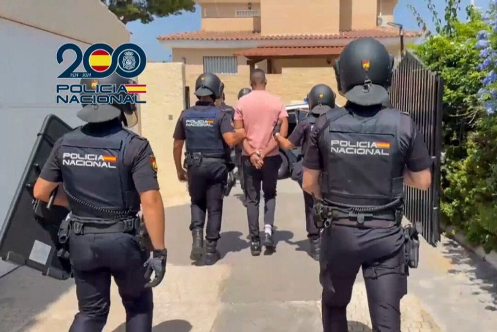 Detenidos dos fugitivos franceses vinculados al narco que se escondían en un chalé de lujo de Benidorm