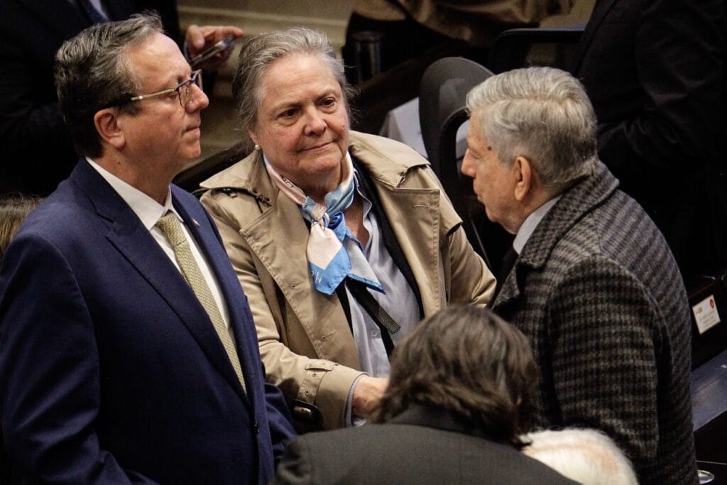 Cámara ardiente Miguel Uribe