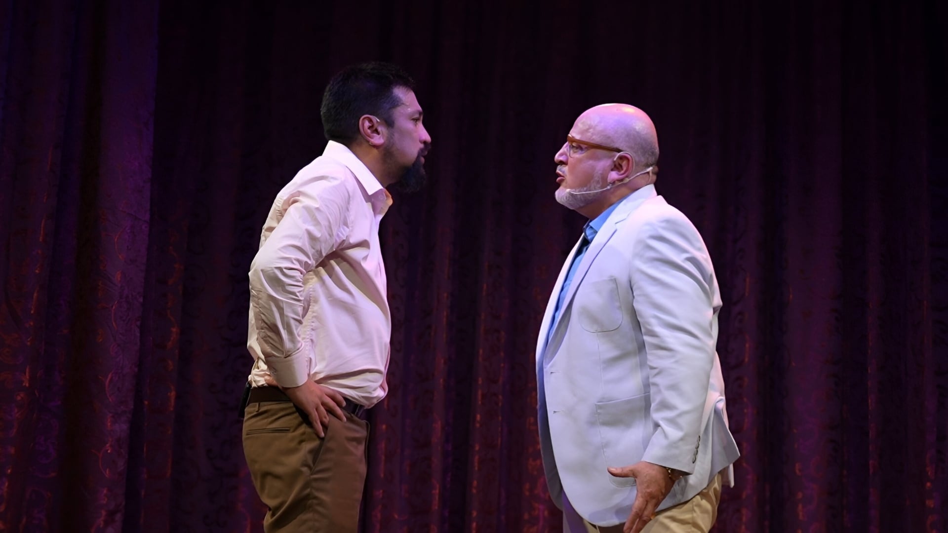 Beto Ortiz y Aldo Miyashiro presentan 'Un rato con él' en el Teatro Julieta.