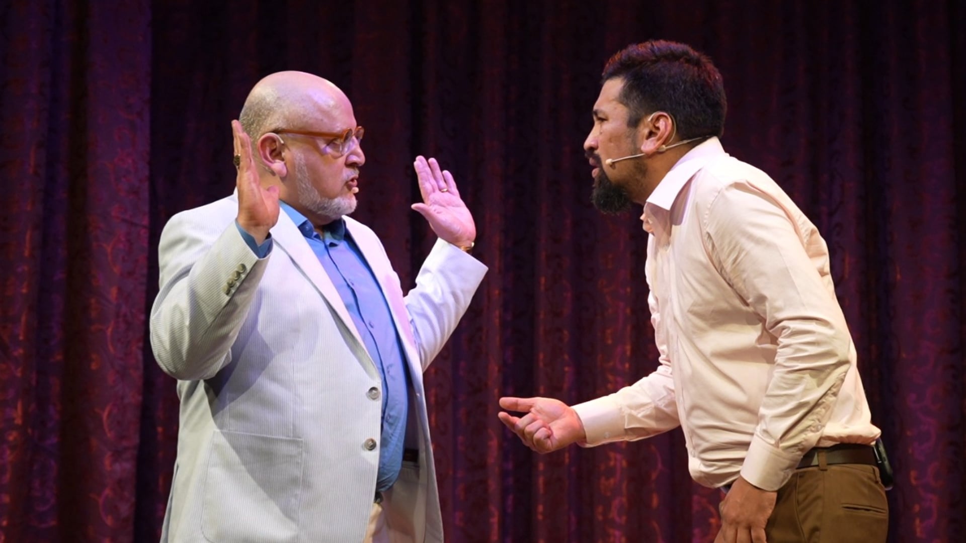 Beto Ortiz confesó que le costó mucho actuar y enfrentarse ante el público, pero lo logró gracias a Aldo Miyashiro y sus demás compañeros.