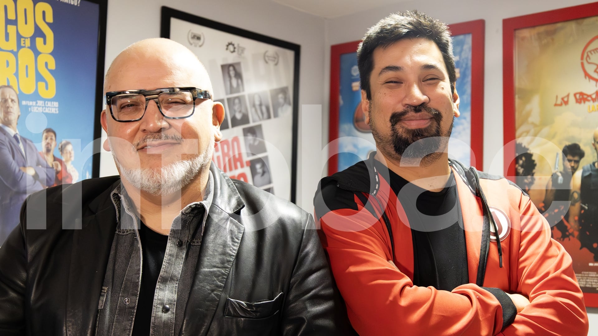 Beto Ortiz y Aldo Miyashiro son amigos hace más de una década. La dupla regresa a través del teatro. Infobae Perú/ Carlos Díaz