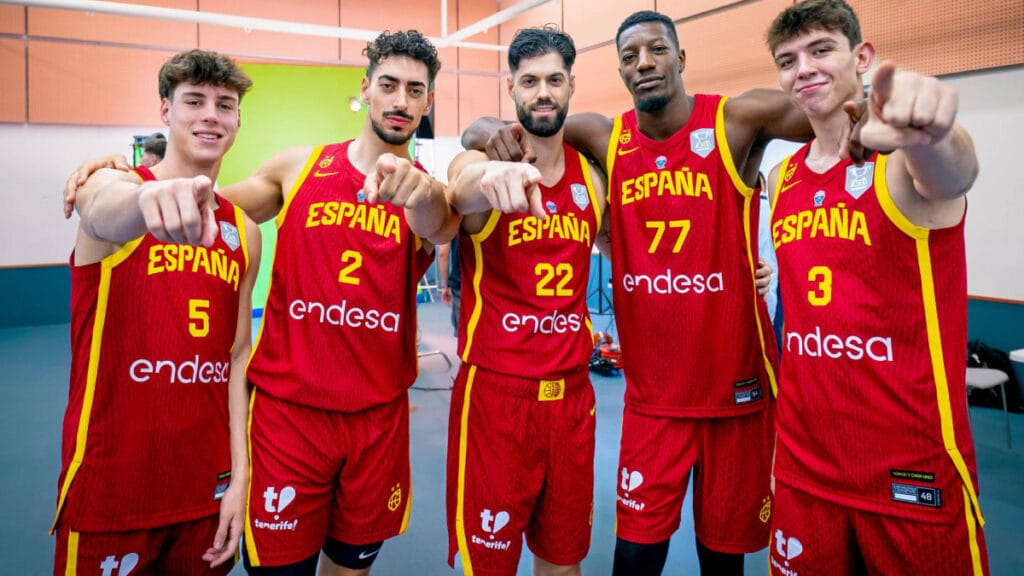 Otra revolución de los novatos para España: así son los cinco debutantes