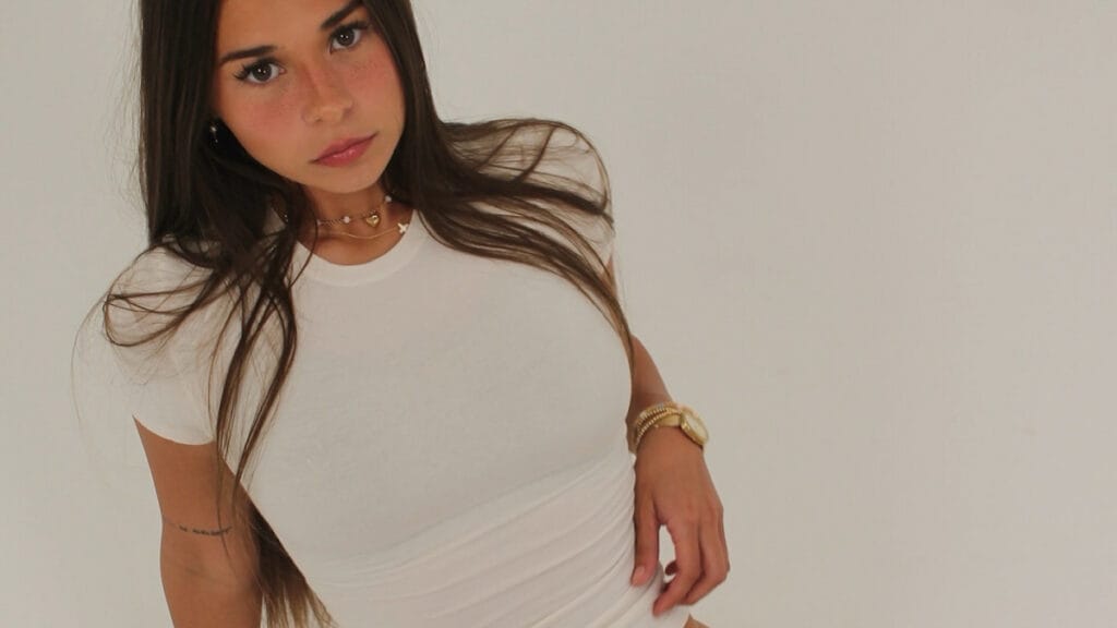 Sophie Rain demuestra que gana 83 millones en OnlyFans: "Voy a por los 100"