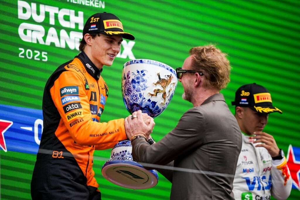 Oscar Piastri se da a la fuga  en el Mundial de Fórmula 1