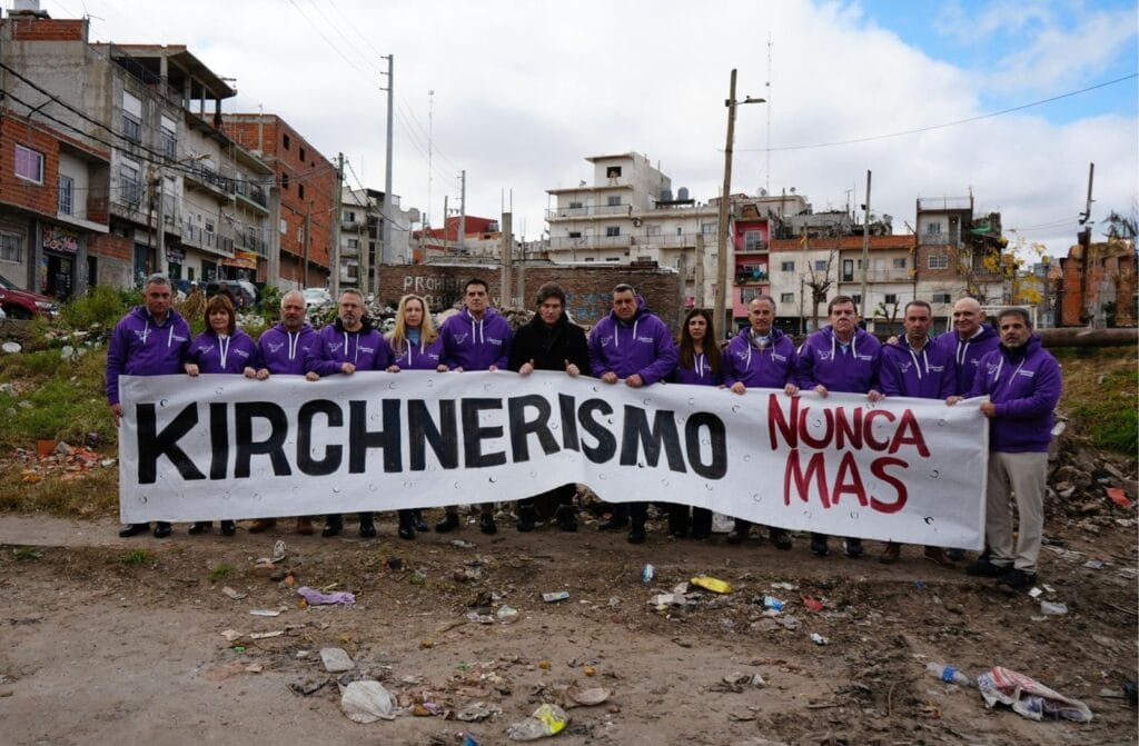 Lanzamiento de la campaña de La Libertad Avanza, en la provincia de Buenos Aires.