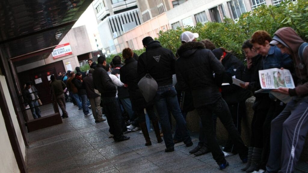 ¿De cuánto es la indemnización por despido improcedente y qué propone el Gobierno?