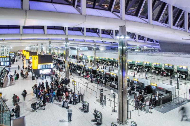 Ciberataque masivo a Collins Aerospace interrumpe facturación aérea en Bruselas, Heathrow y Berlín