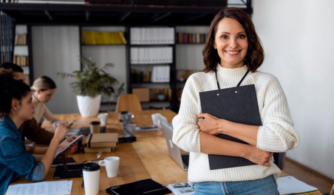 En caso de matrimonio, el empleado tiene derecho a tres días hábiles de licencia remunerada.