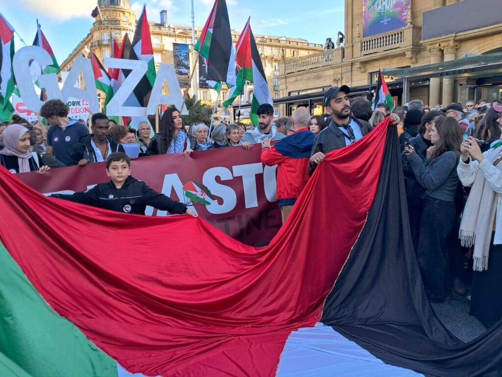 Protesta a favor de Palestina en el Festival de Cine de San Sebastián, este miércoles.