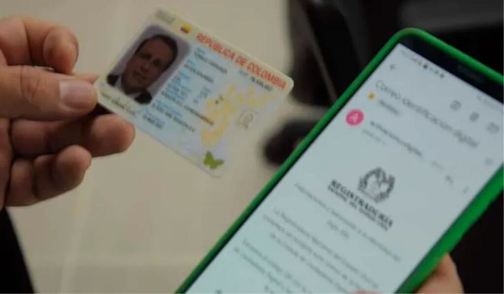 Un tema importante es que no es indefinida. La cédula digital tiene una vigencia de diez años
