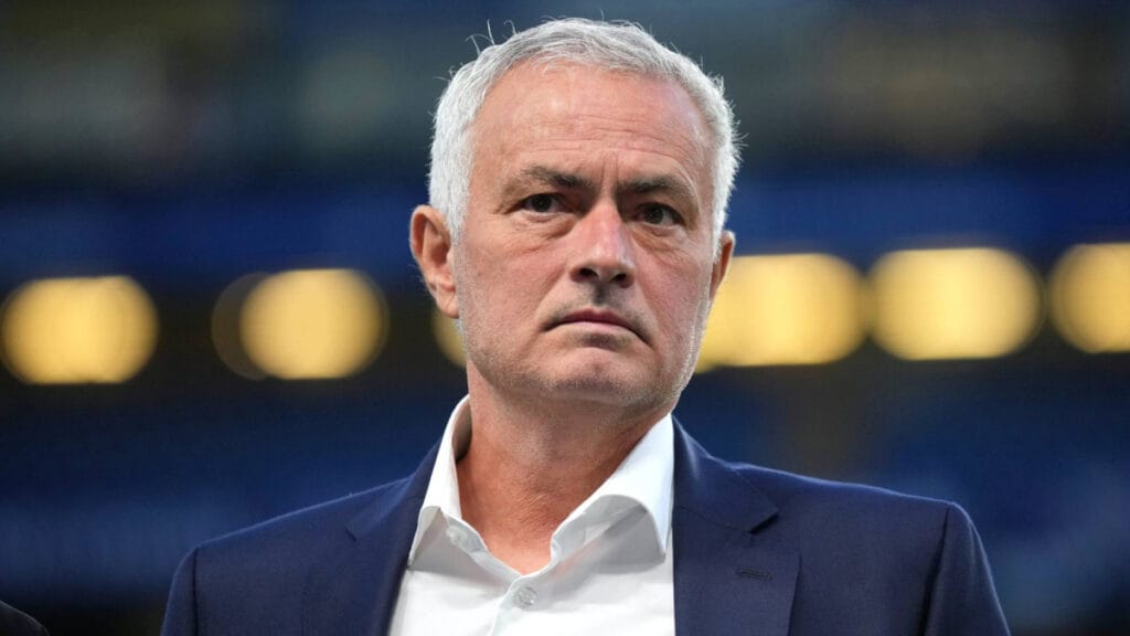 Mourinho y el mensaje que recibió de Florentino cuando fichó por el Benfica<br>