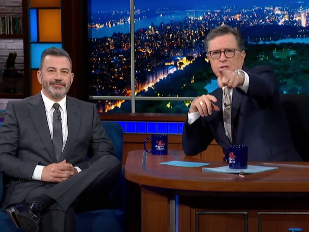 Jimmy Kimmel explica a Stephen Colbert que recibió la noticia de la cancelación de su programa en el baño