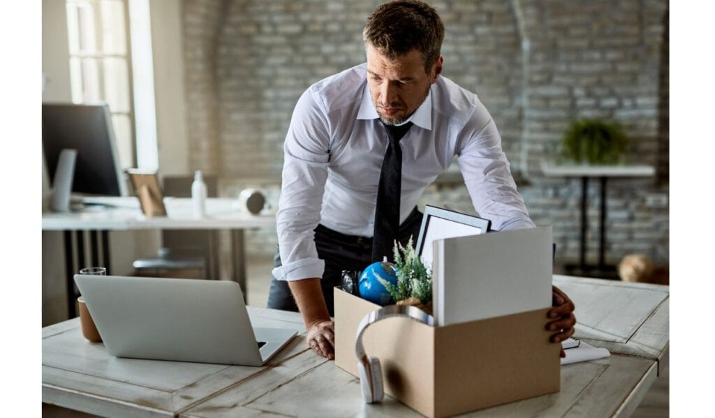 Despidos y liquidación en empresas colombianas