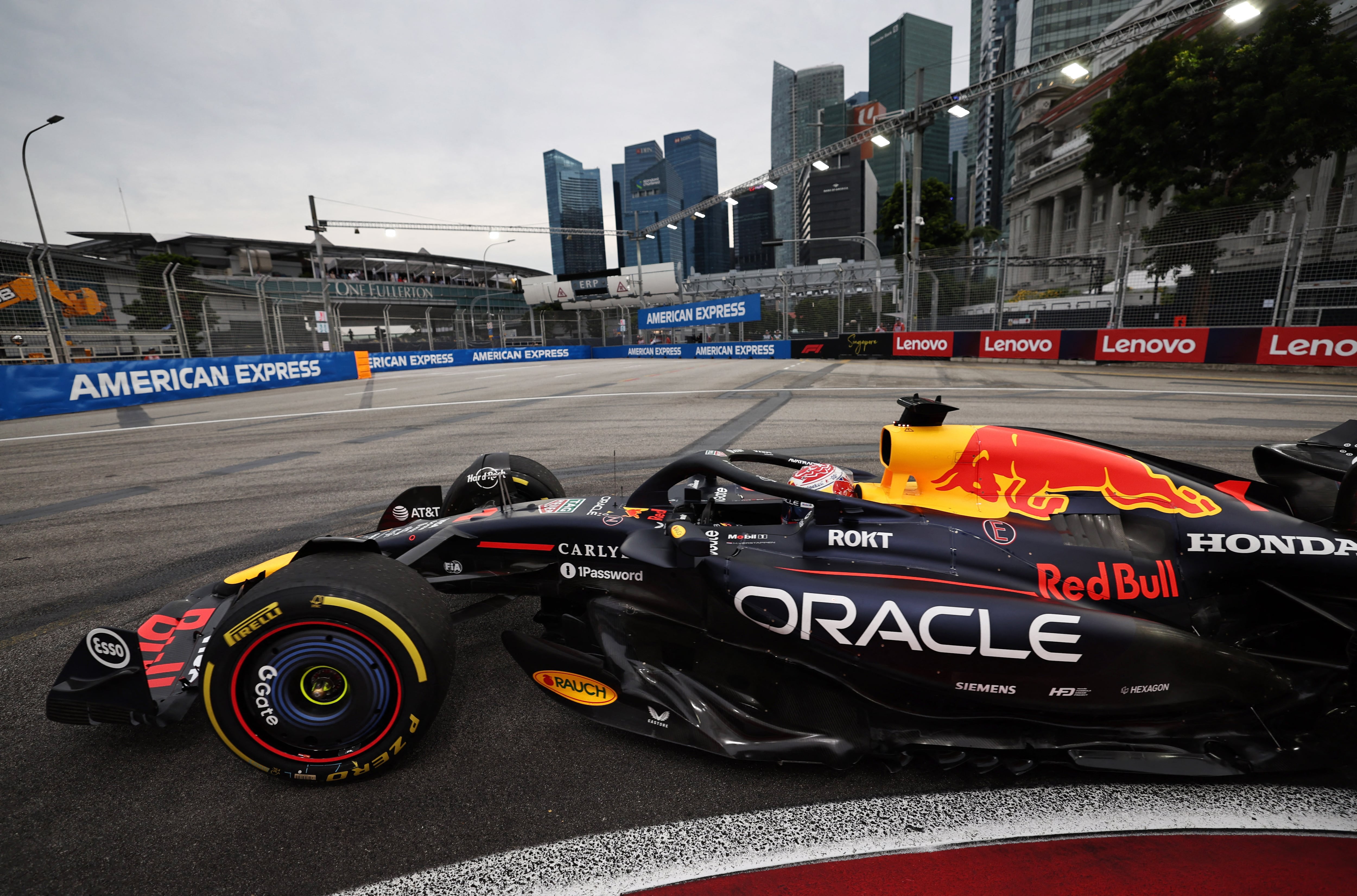 Max Verstappen promete dar pelea en Marina Bay (REUTERS/Jeremy Lee)