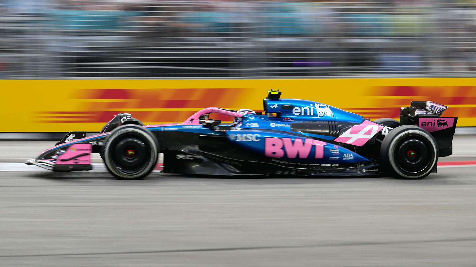 Franco Colapinto afrontará su segundo día de acción en el GP de Singapur (AP Photo/Vincent Thian)