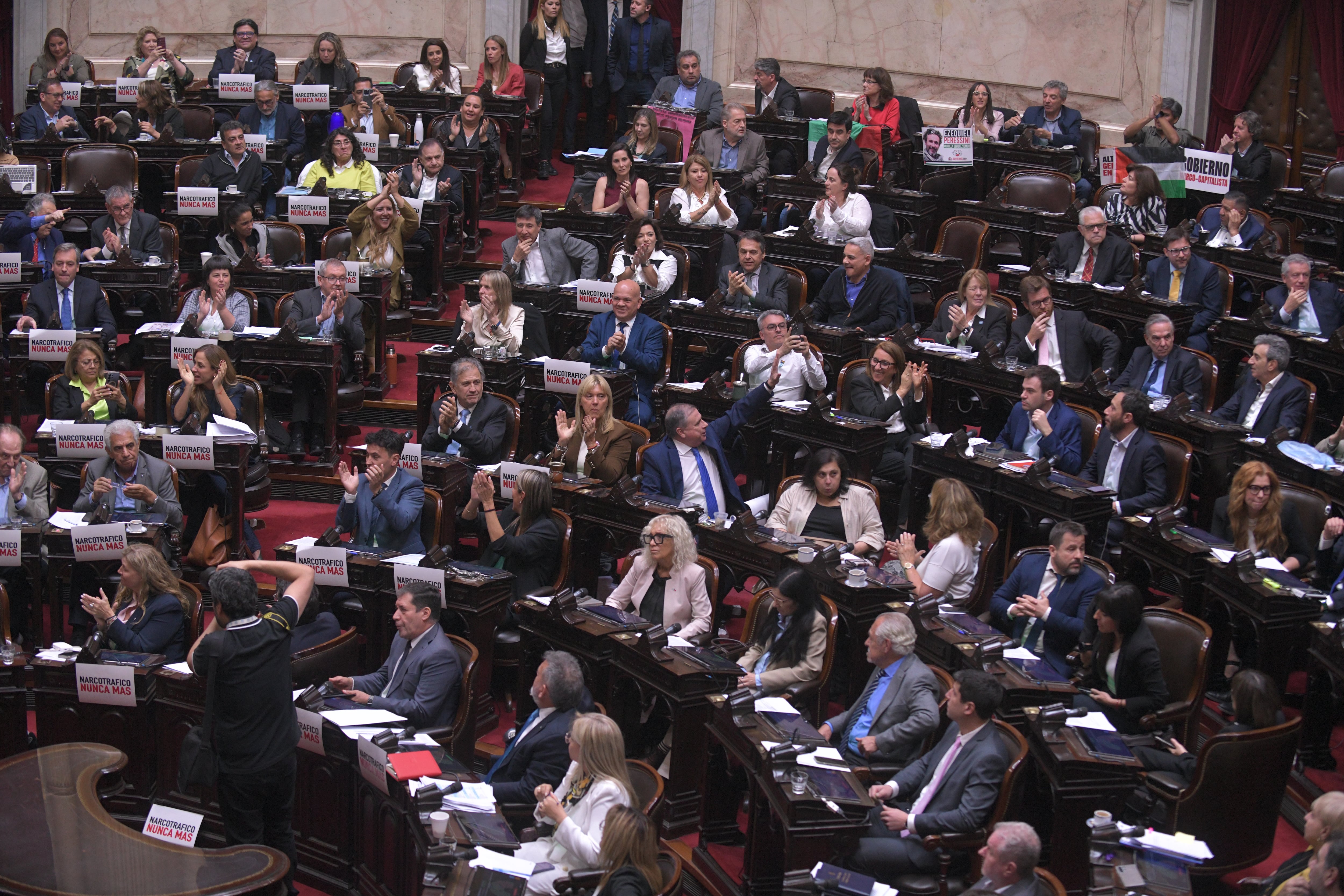 La medida fue aprobada durante la madrugada del jueves (Jaime Olivos)