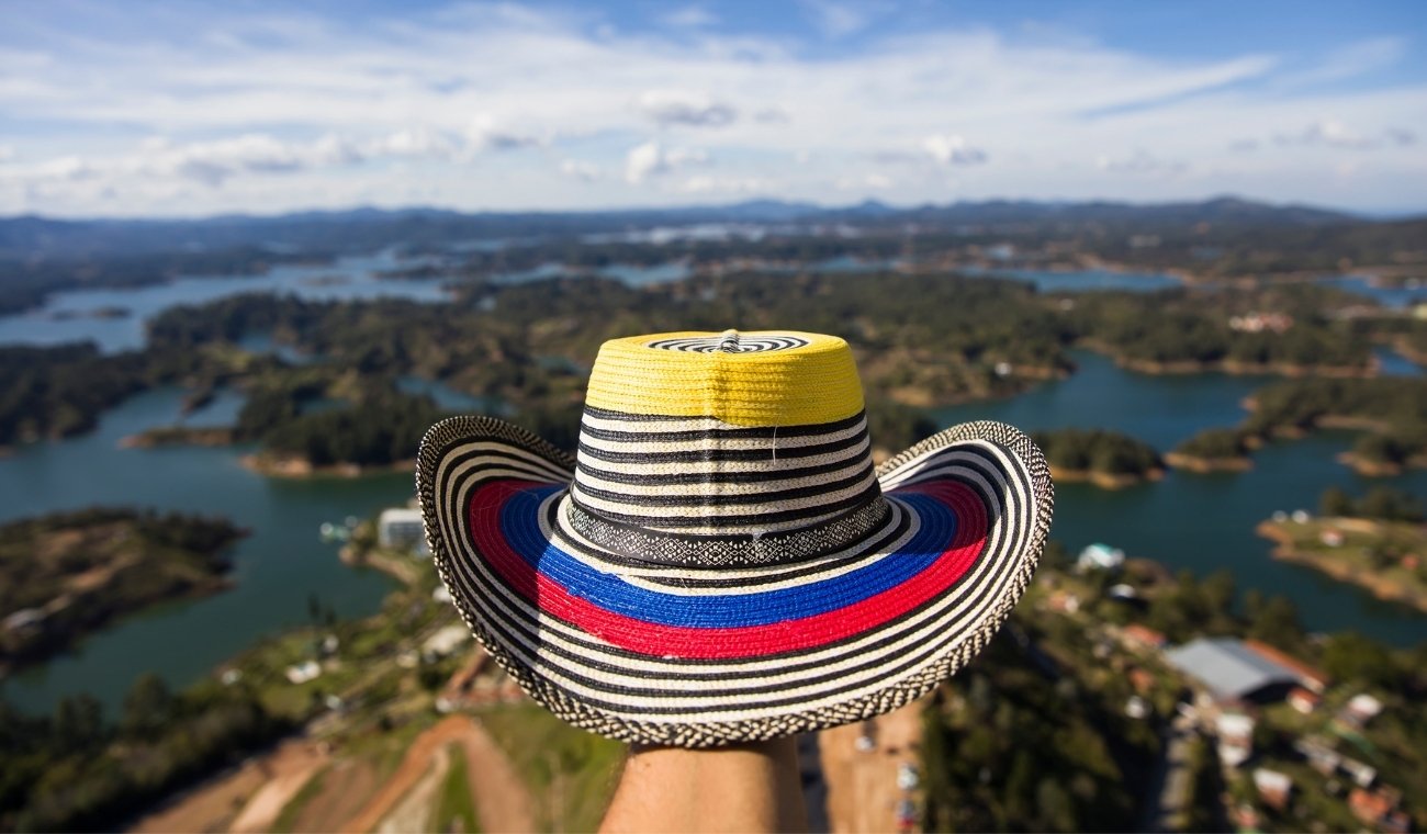 Cambios en los puentes festivos podrían afectar los planes de viaje de los colombianos