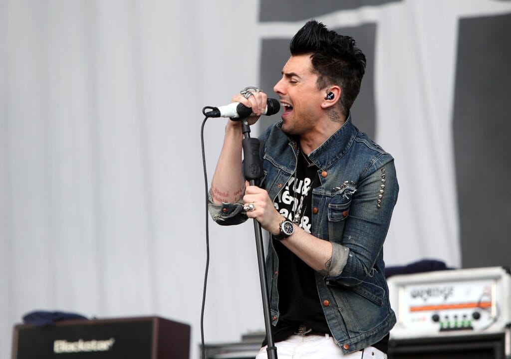 Ian Watkins, vocalista de Lostprophets, en una actuación en agosto de 2010.