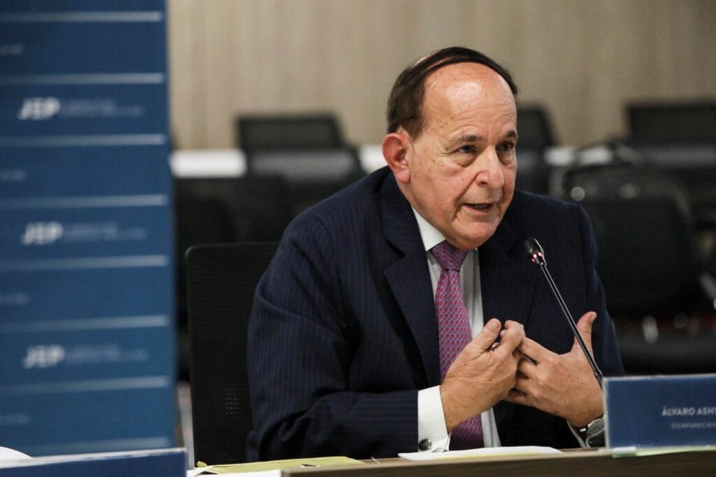 La entrada del liberal Álvaro Ashton a la JEP reaviva el fantasma de la parapolítica en la Costa Caribe