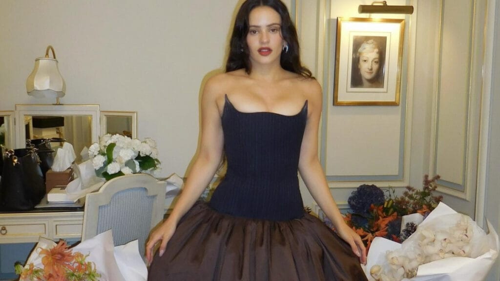 Rosalía reafirma que está soltera y no quiere hablar ni de 'crushes', ni de novios: "Celibato voluntario"