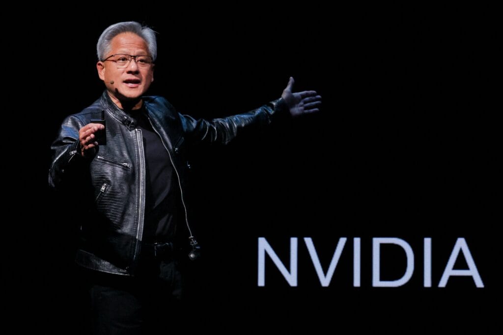 Las acciones de Nvidia se disparan hasta rozar los 4,9 billones de capitalización tras compartir nuevas previsiones de ventas
