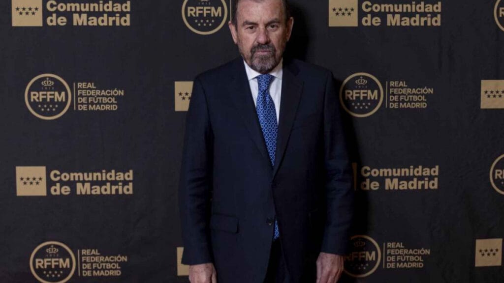 Ángel Torres habla de la opción de compra obligatoria sobre Uche: "Tiene mala pinta"