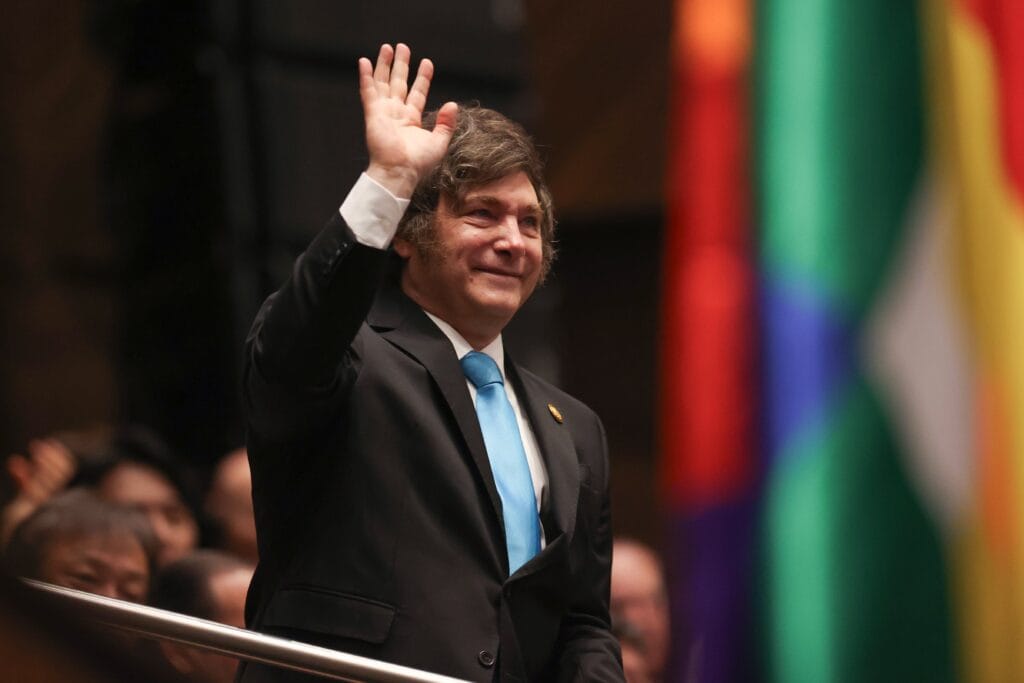 Líderes ultra y de la derecha americana celebran el triunfo de Kast: “Un paso más en defensa de la libertad y la propiedad privada”