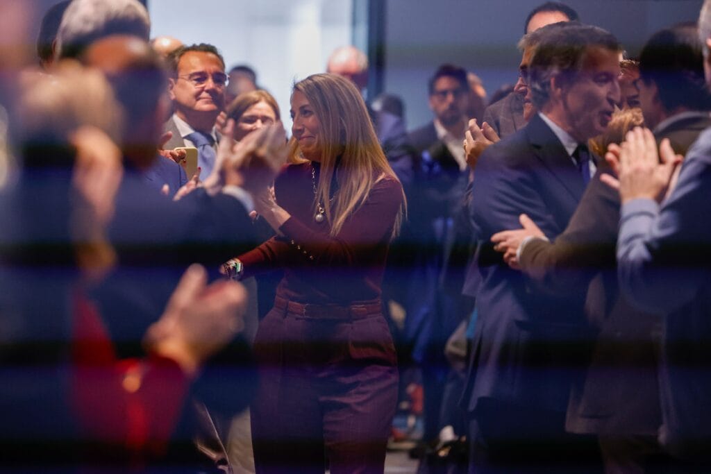 Los barones del PP temen a Vox tras su auge en Extremadura: “Los hemos subestimado”