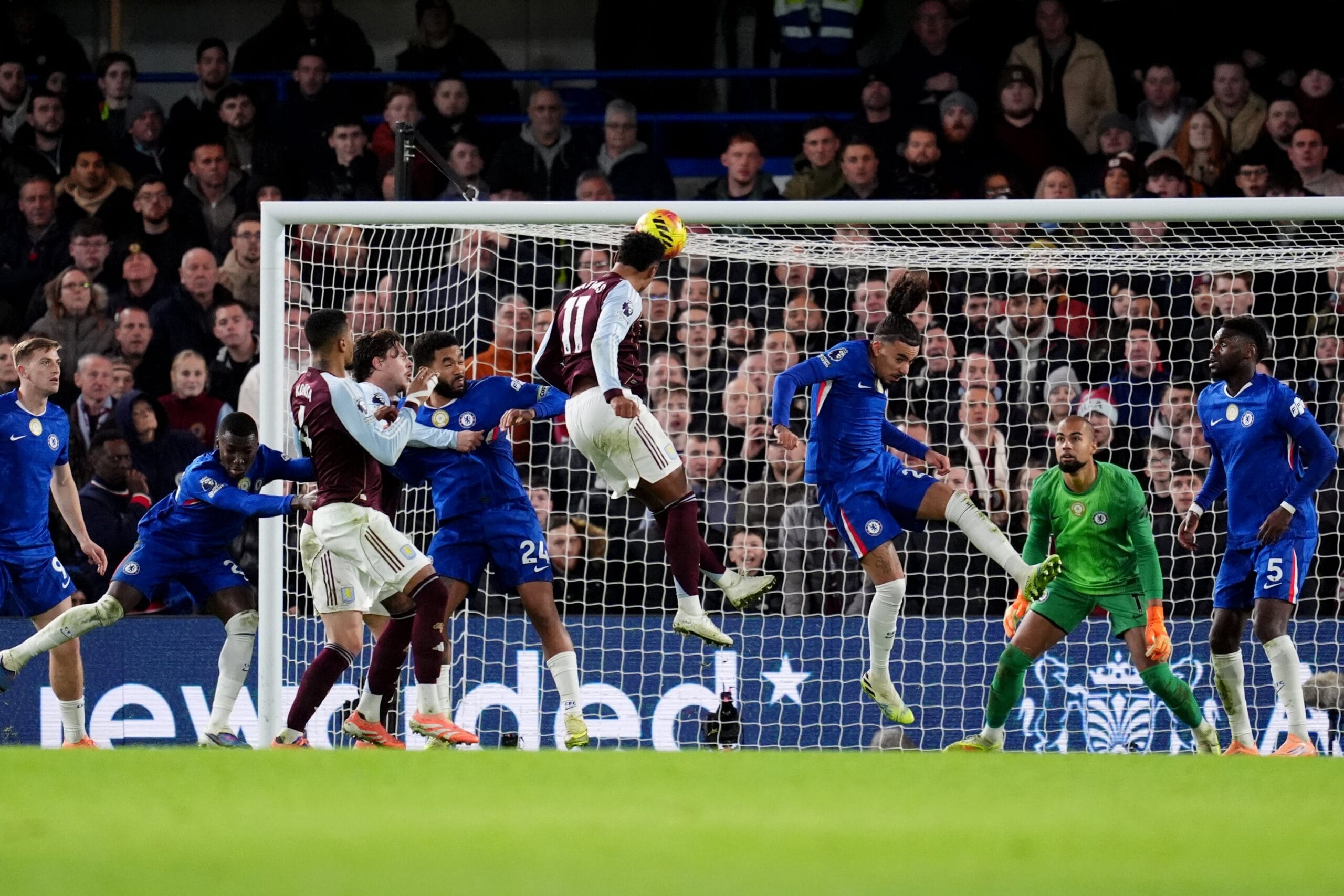 Unai Emery oposita a la Premier