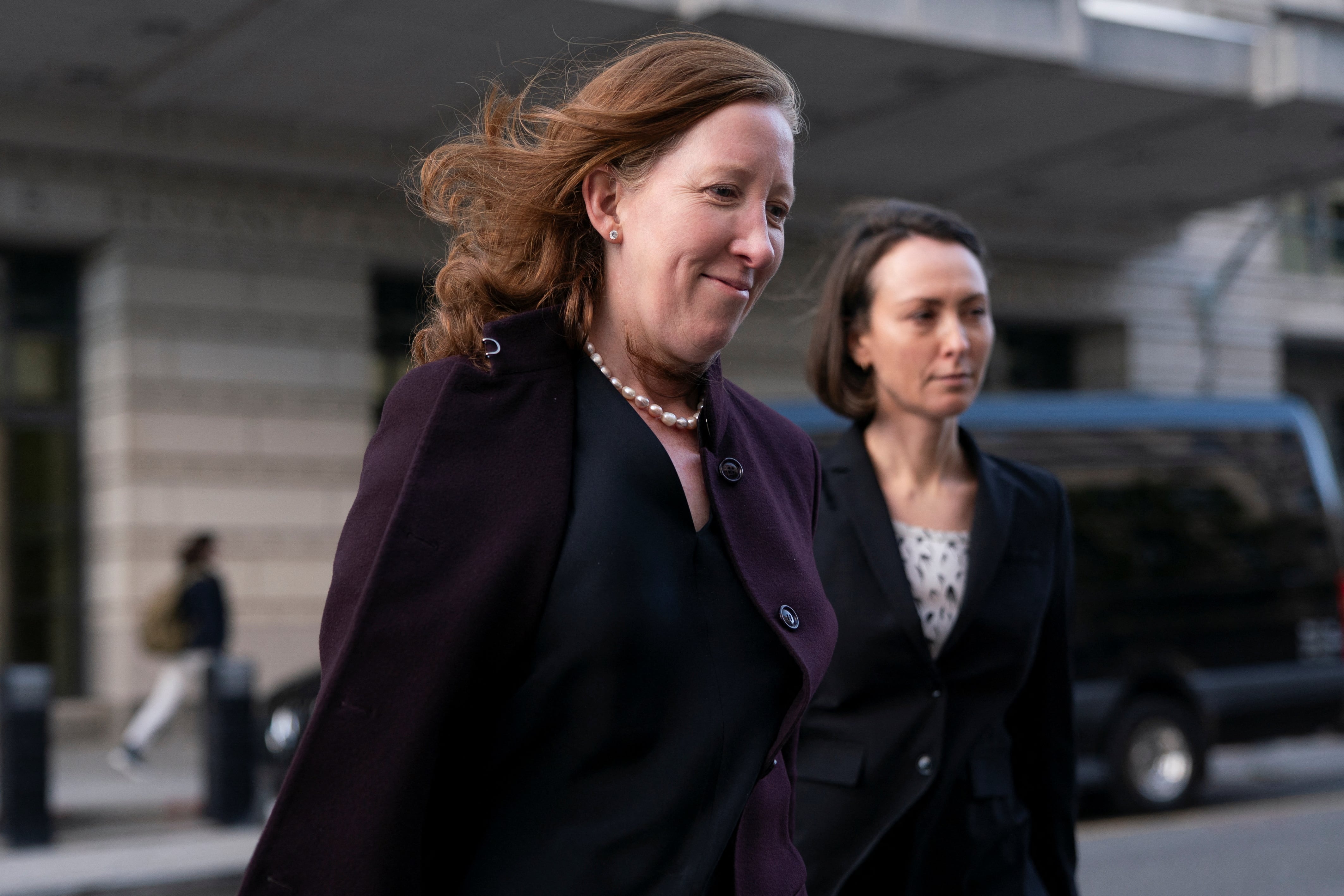 La llegada de Jennifer Newstead, ex Meta, como consejera general, refuerza la transformación interna de Apple (REUTERS/Nathan Howard)