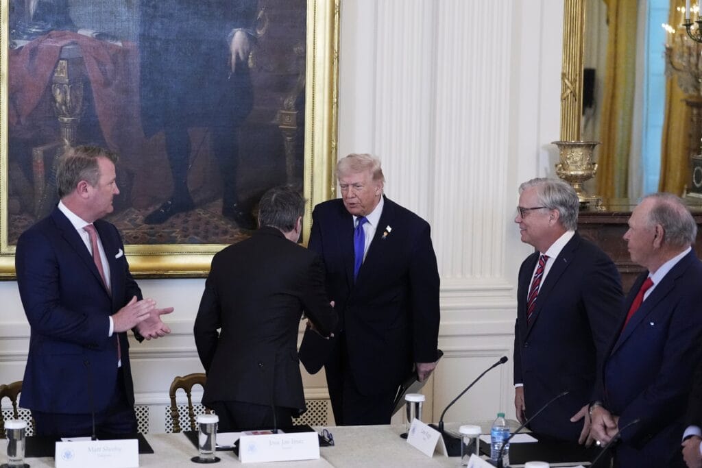 Últimas noticias de Venezuela tras la detención de Maduro, en directo | Trump promete “garantías de seguridad” a las petroleras que operen en Venezuela y ofrece invertir a China y Rusia