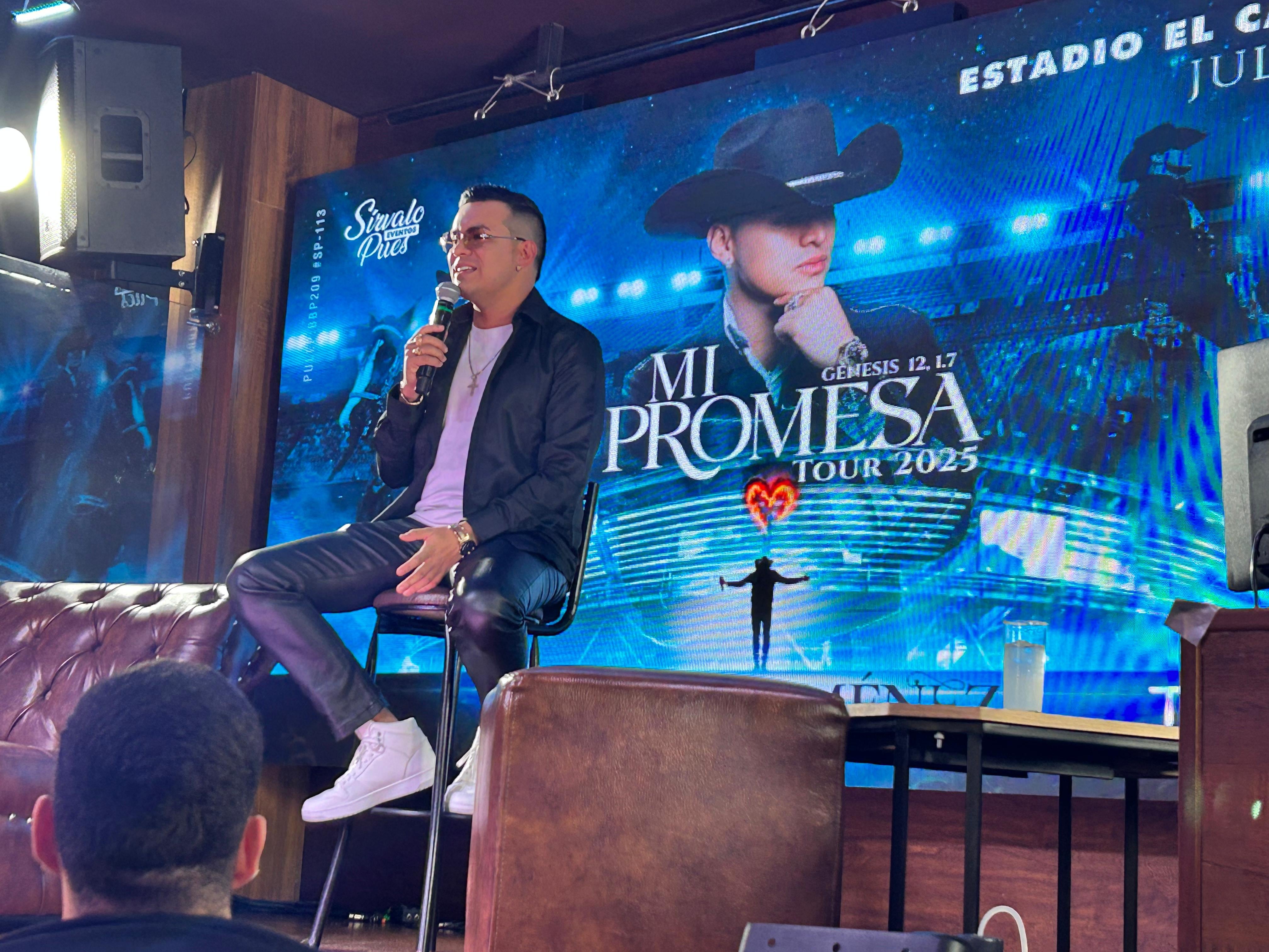 El cantante tuvo tres sueños premonitorios antes de subirse a la aeronave - crédito Natalia Perilla