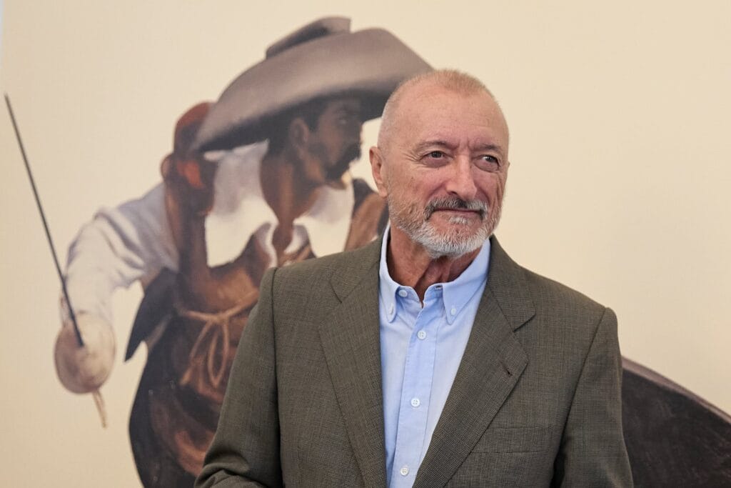 La RAE analizará con “rigor” las críticas de Pérez-Reverte y no descarta corregir defectos de funcionamiento