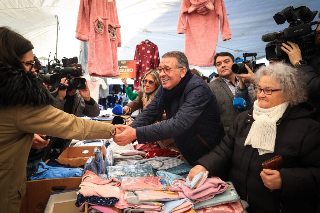 El socialista Seguro y el ultra Ventura se disputarán la segunda vuelta en las presidenciales de Portugal